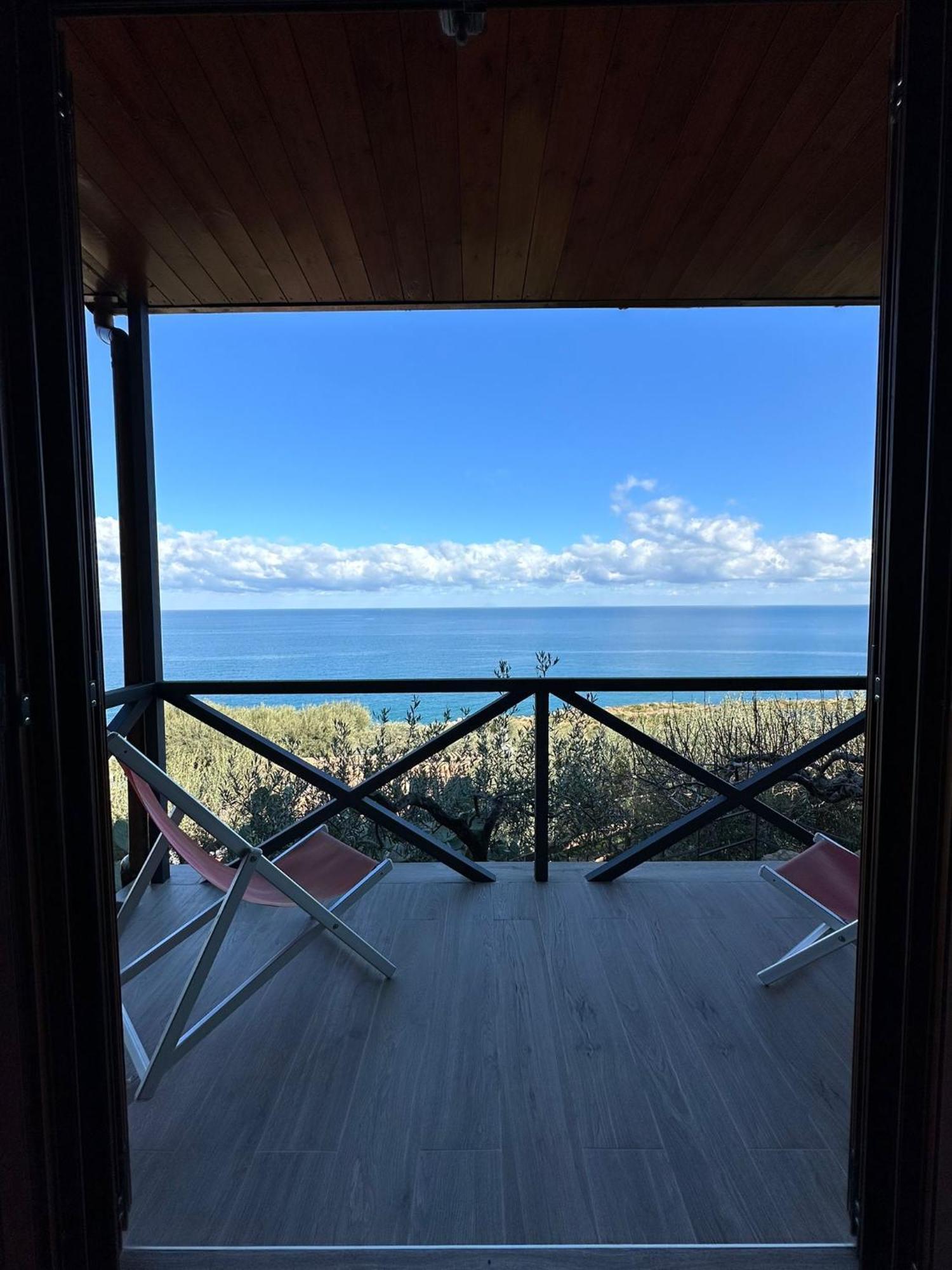 Mareblu Bed & Breakfast Cefalu Bagian luar foto