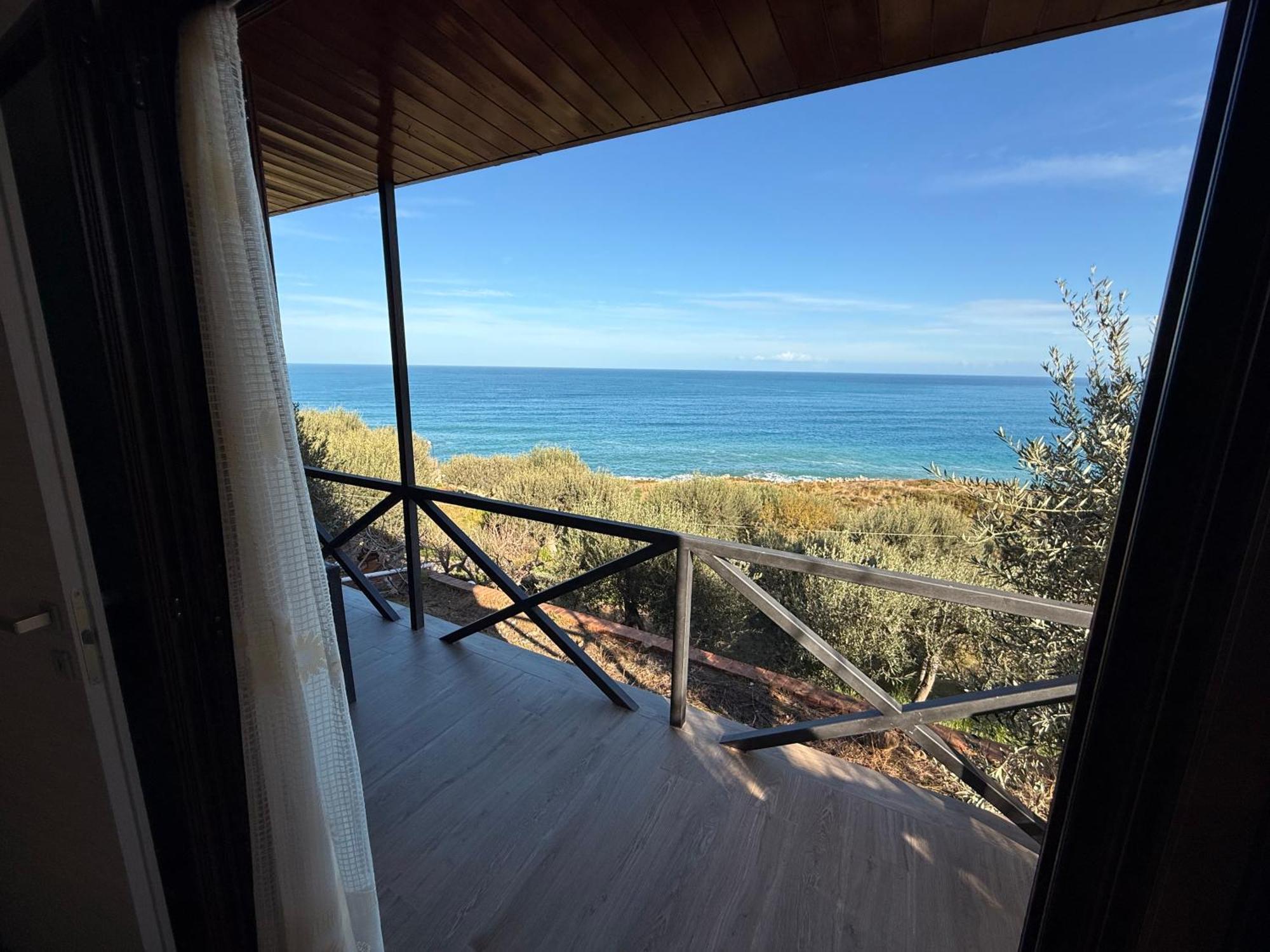 Mareblu Bed & Breakfast Cefalu Bagian luar foto