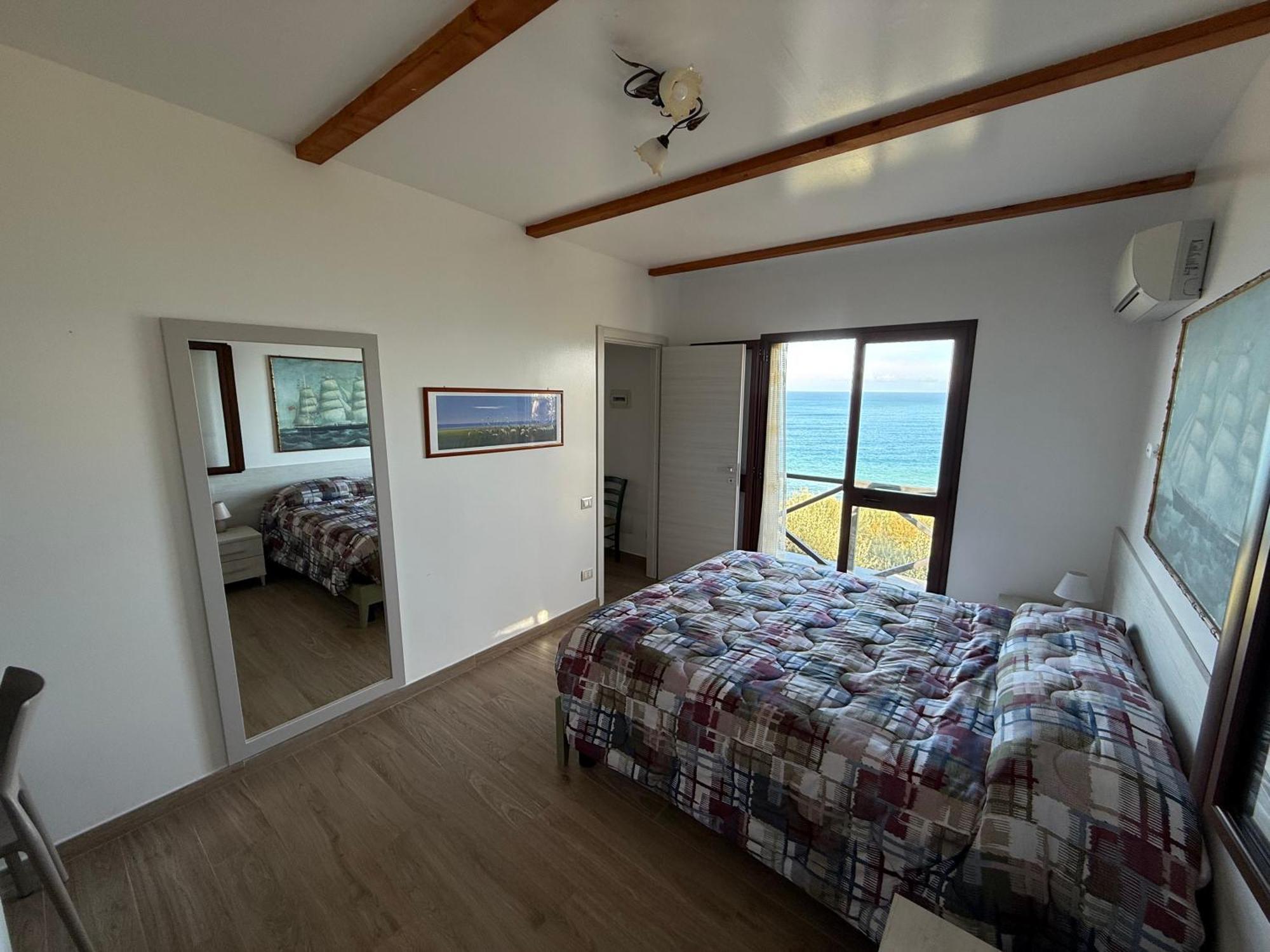 Mareblu Bed & Breakfast Cefalu Bagian luar foto