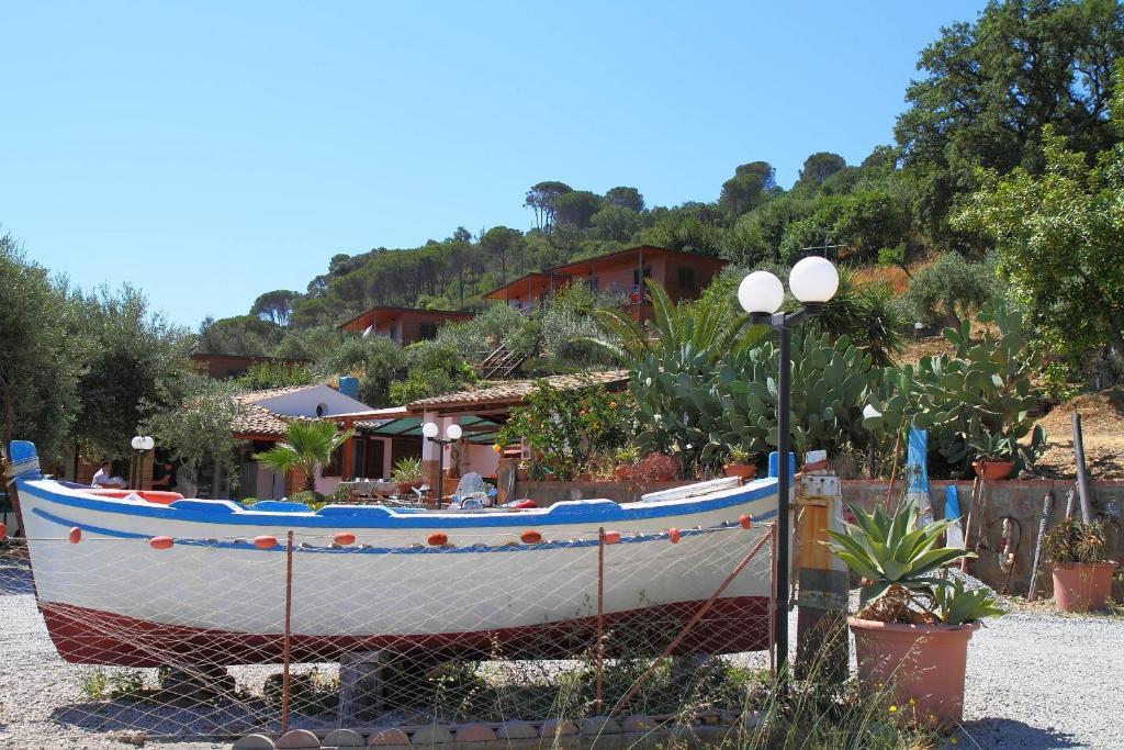 Mareblu Bed & Breakfast Cefalu Bagian luar foto