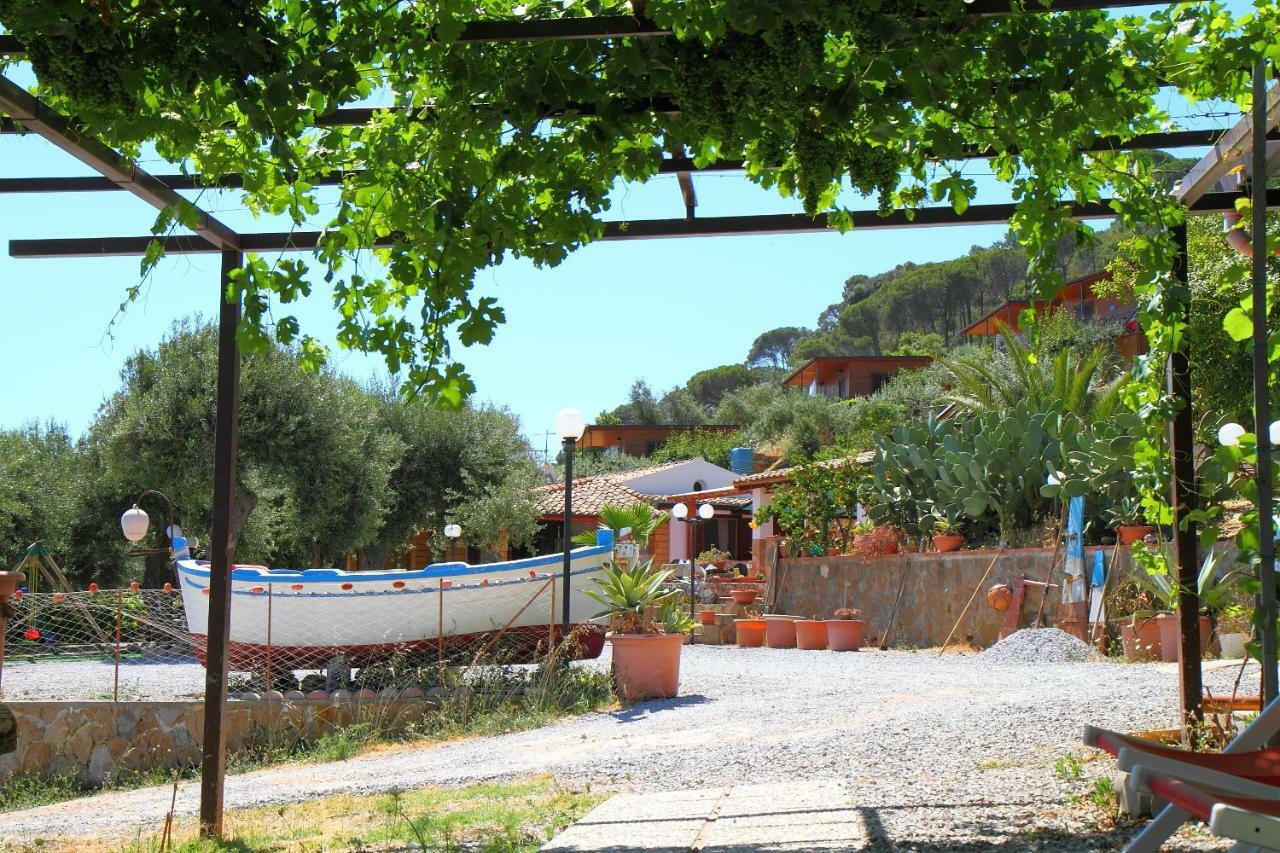 Mareblu Bed & Breakfast Cefalu Bagian luar foto